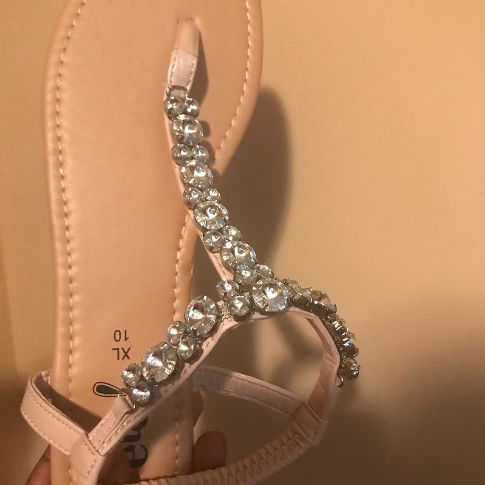 Beautiful neutral blinged out Sandles